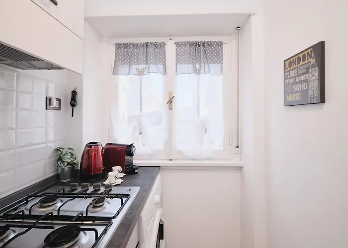 Tuscolana White דירה *